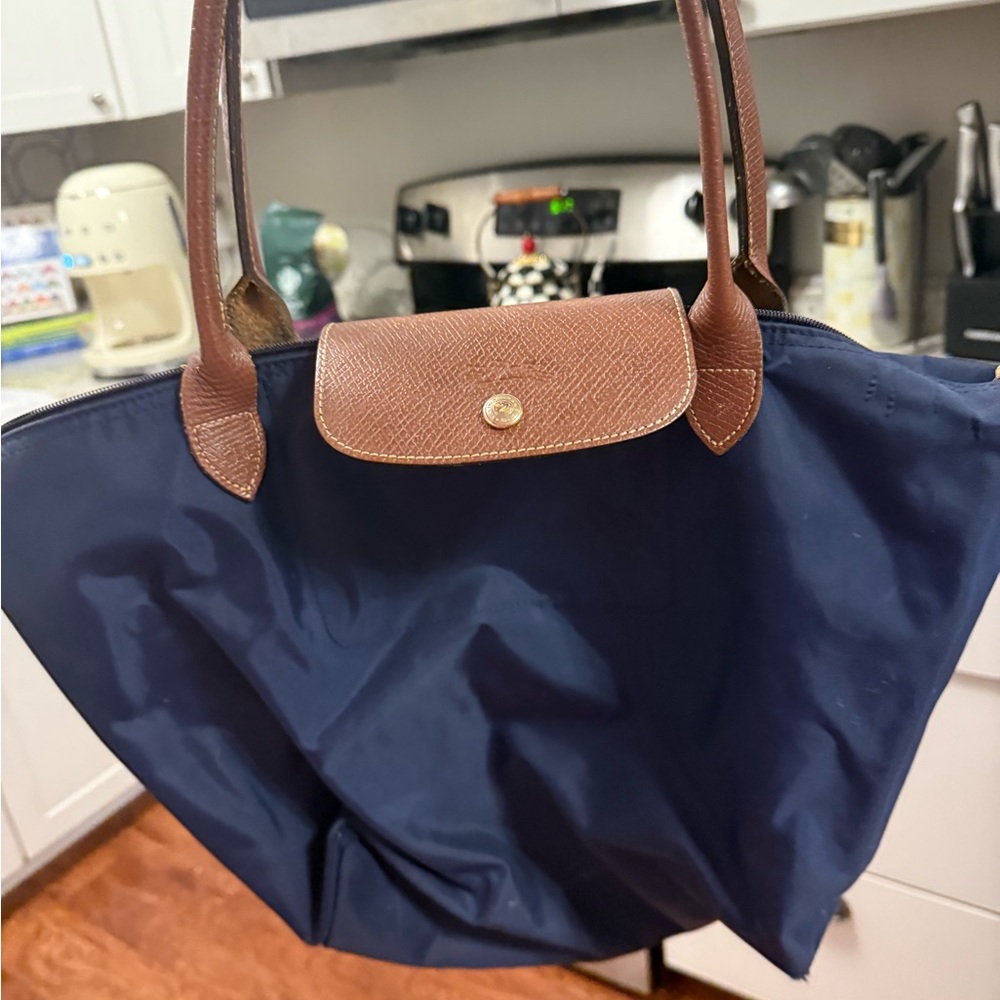 Navy longchamp tote bag